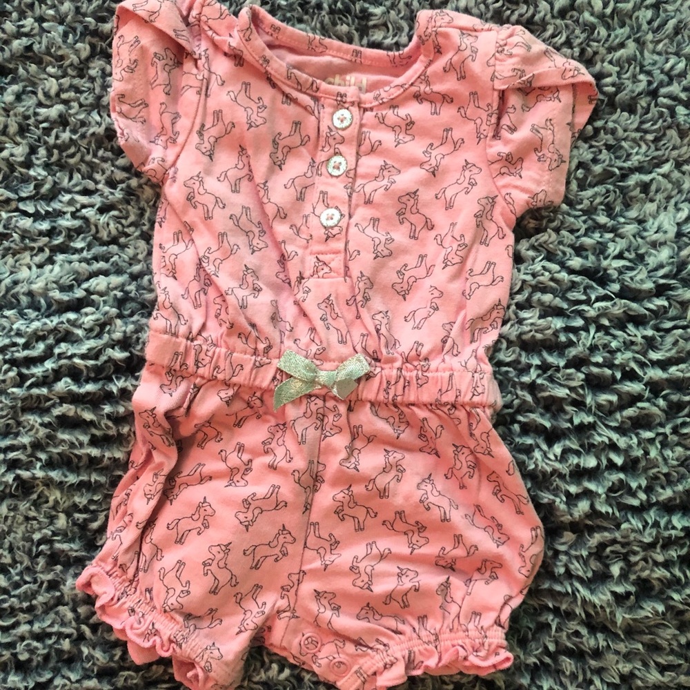2 rompers